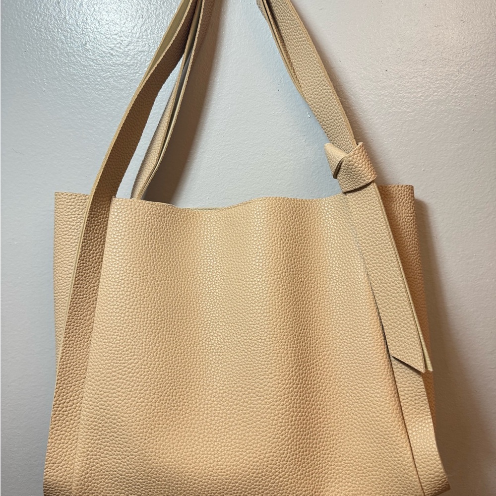 Elegant Tan Tote Bag